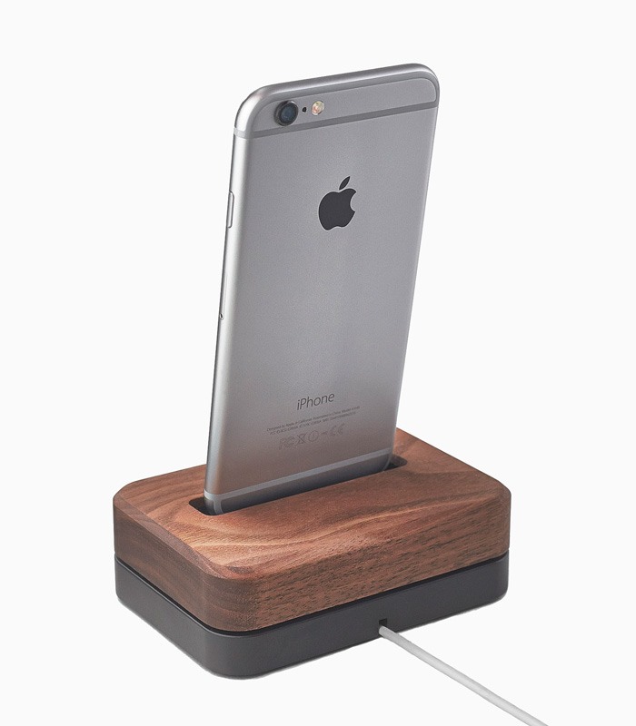 iphone-dock-2.jpg